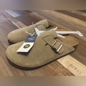 Universal Threads Womens Betsy Clog Mule Flats Taupe Faux Leather Size 11